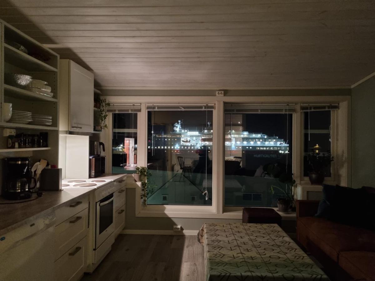 Loftsleilighet Midt I Sentrum Skjervoy Exteriér fotografie