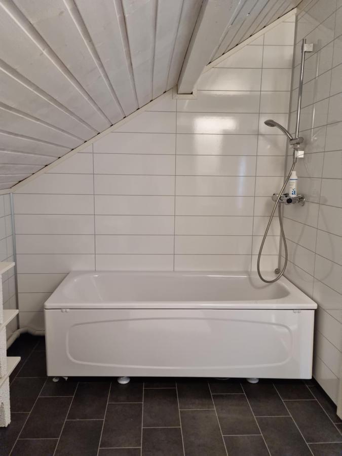 Loftsleilighet Midt I Sentrum Skjervoy Exteriér fotografie
