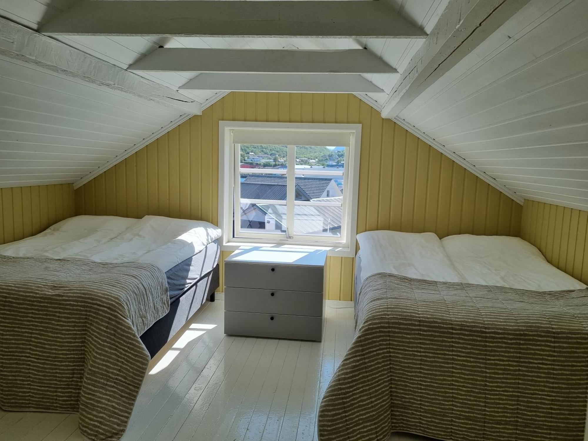 Loftsleilighet Midt I Sentrum Skjervoy Exteriér fotografie